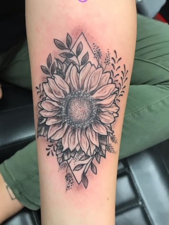 Carmie Tattoo Artist Moscow Mills